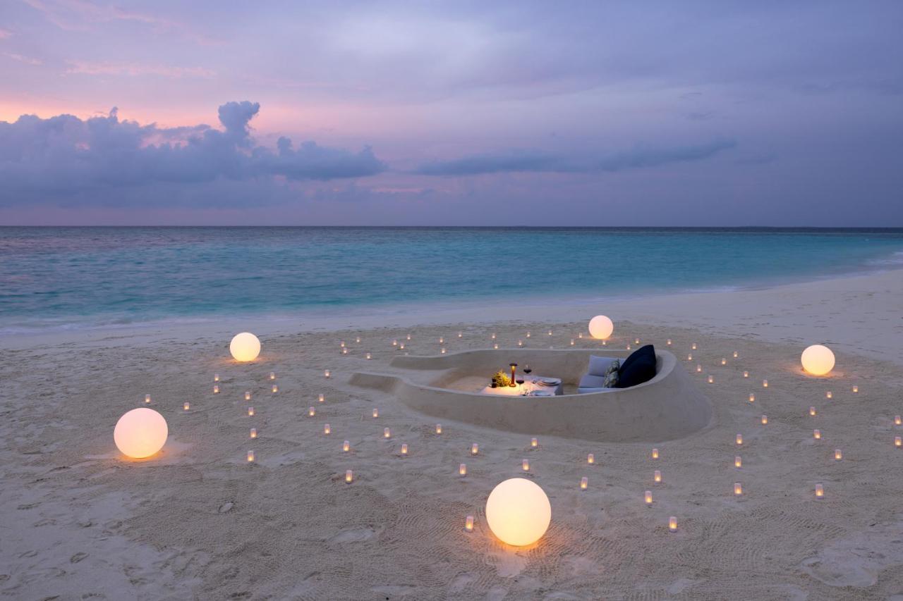 Avani Plus Fares Maldives Resort - 50 Percent Off On Seaplane Transfer For Minimum Stay Of 3 Nights And More For Stays Until 31 October 2025 Kendhoo Exteriör bild