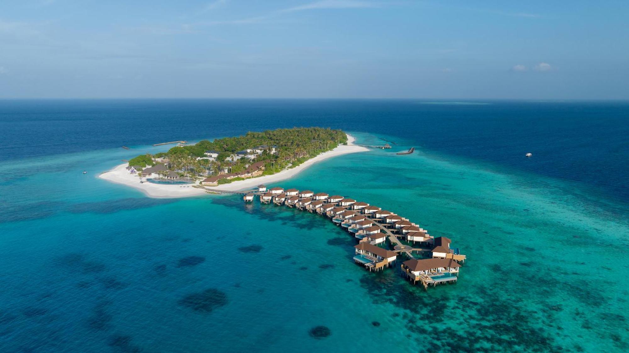 Avani Plus Fares Maldives Resort - 50 Percent Off On Seaplane Transfer For Minimum Stay Of 3 Nights And More For Stays Until 31 October 2025 Kendhoo Exteriör bild